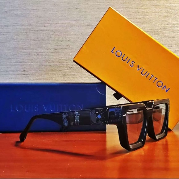 Louis Vuitton 1.1 Millionaire Cartoon Friends Monogram Black Sunglasses w Box - Picture 2 of 14